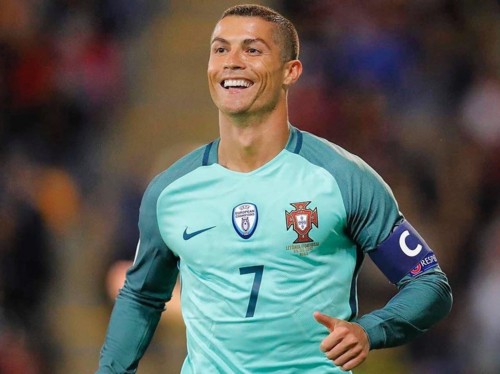 cristiano-ronaldo-4[1].jpg