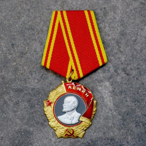 Soviet-Union-Order-of-Lenin-Medal-Russia-Badges-Wi Soviet-Union-Order-of-Lenin-Medal-Russia-Badges-Wi