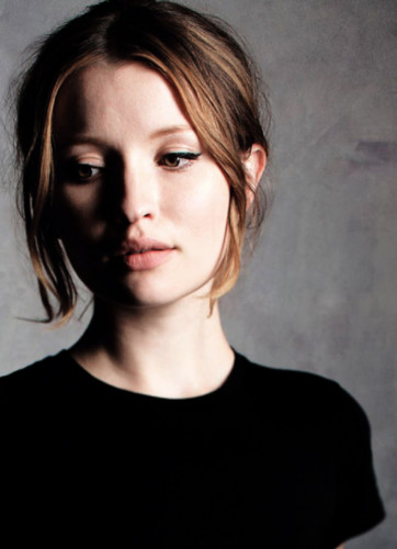 Emily_browning[1].jpg