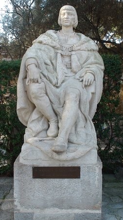 estatua-de-dom-manuel.jpg estatua-de-dom-manuel.jpg