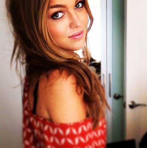 Lili-Simmons-4[1].jpg