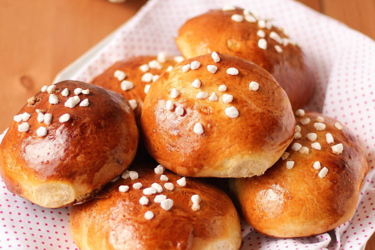 brioches.jpg brioches.jpg