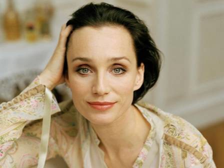 kristin scott thomas close up.jpg