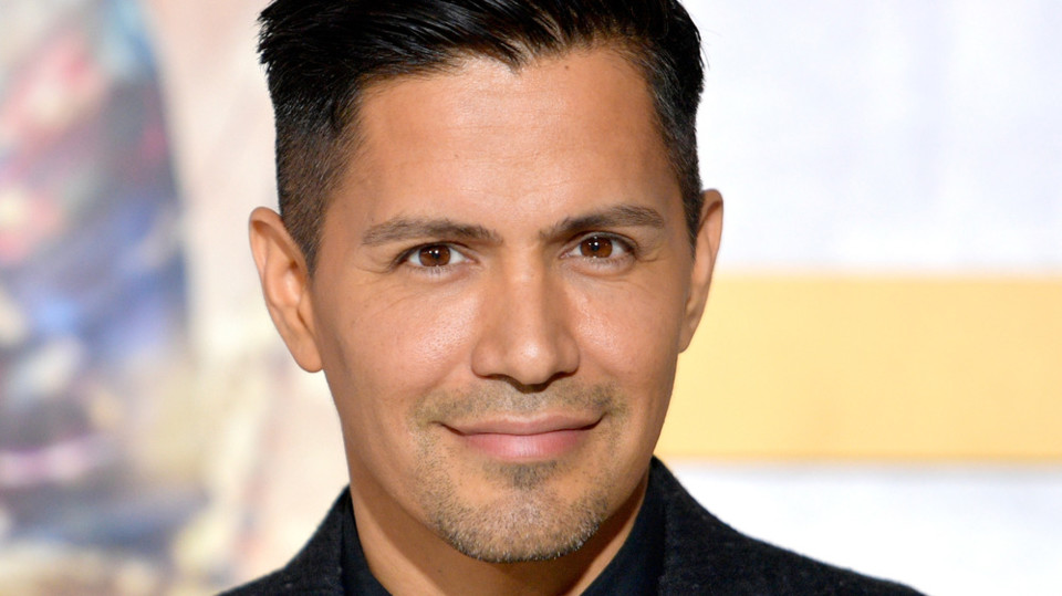 Jay Hernandez (2).jpg