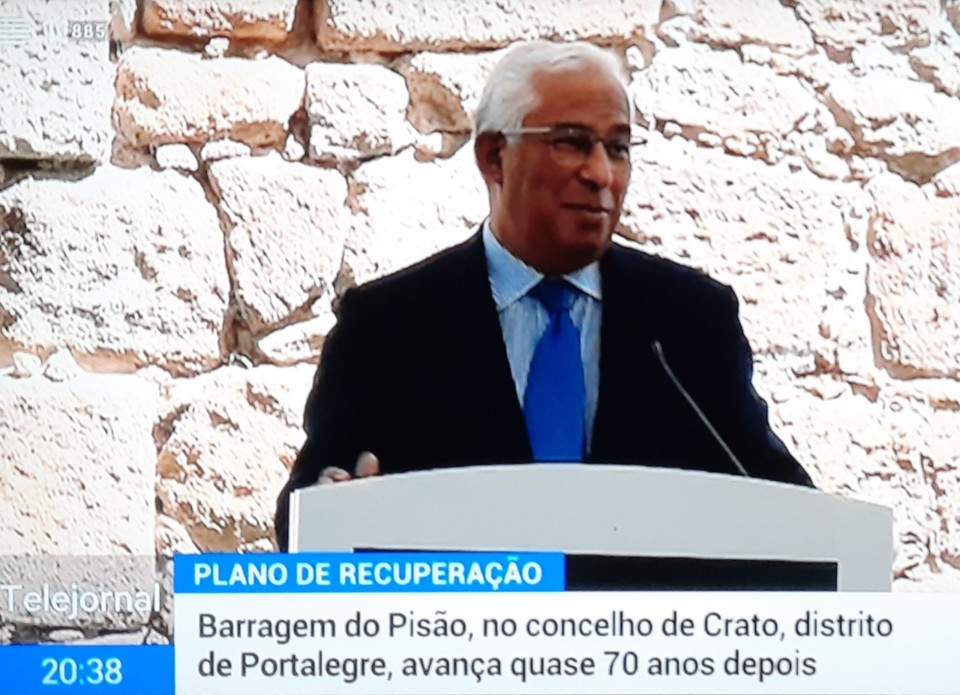 Costa 1.jpg