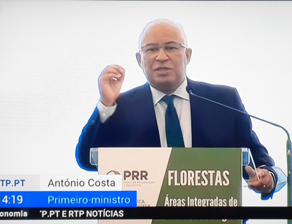 Costa 3.jpg