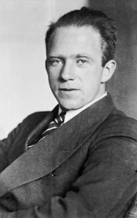27 Werner_Heisenberg.jpg