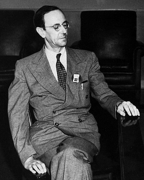 037 James_Chadwick.jpg