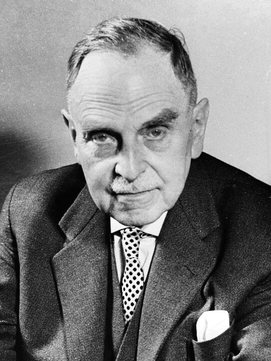 040 Otto_Hahn_1970.jpg