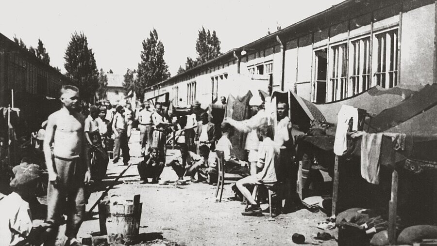 Pfarrerblock in Dachau.jpg
