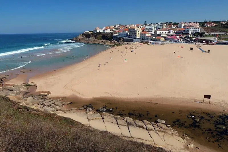 Praia-das-Maçãs-Sintra.webp